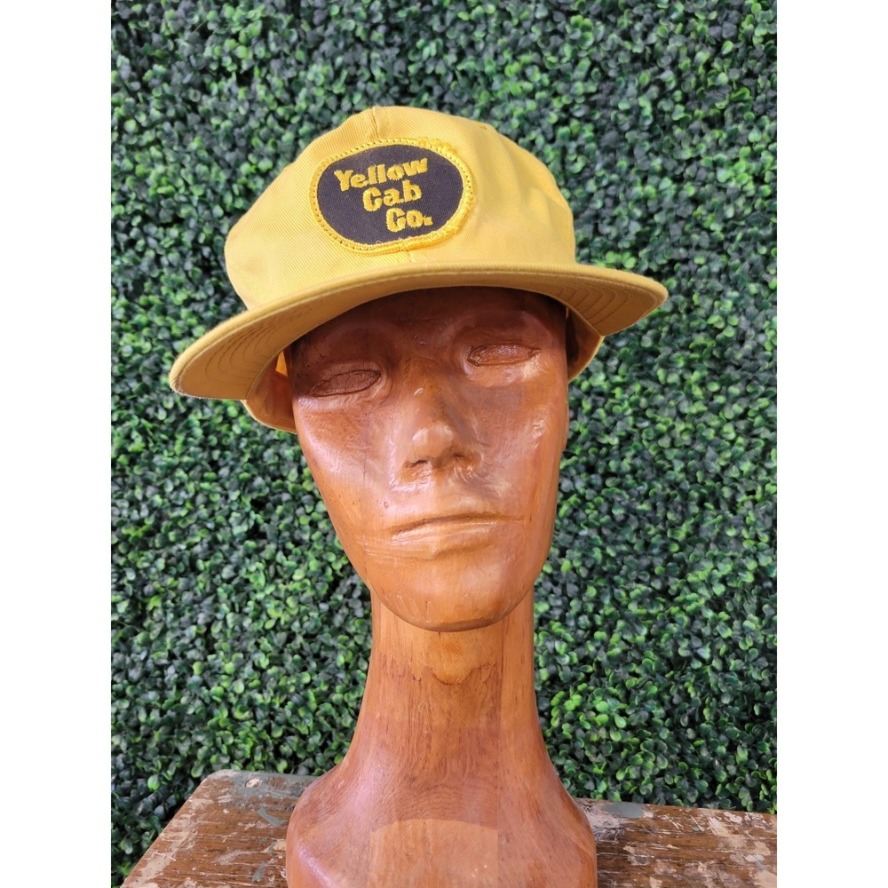 vtg 90s YELLOW CAB CO Snapback Hat // cotton chainstitched patch taxi streetwear